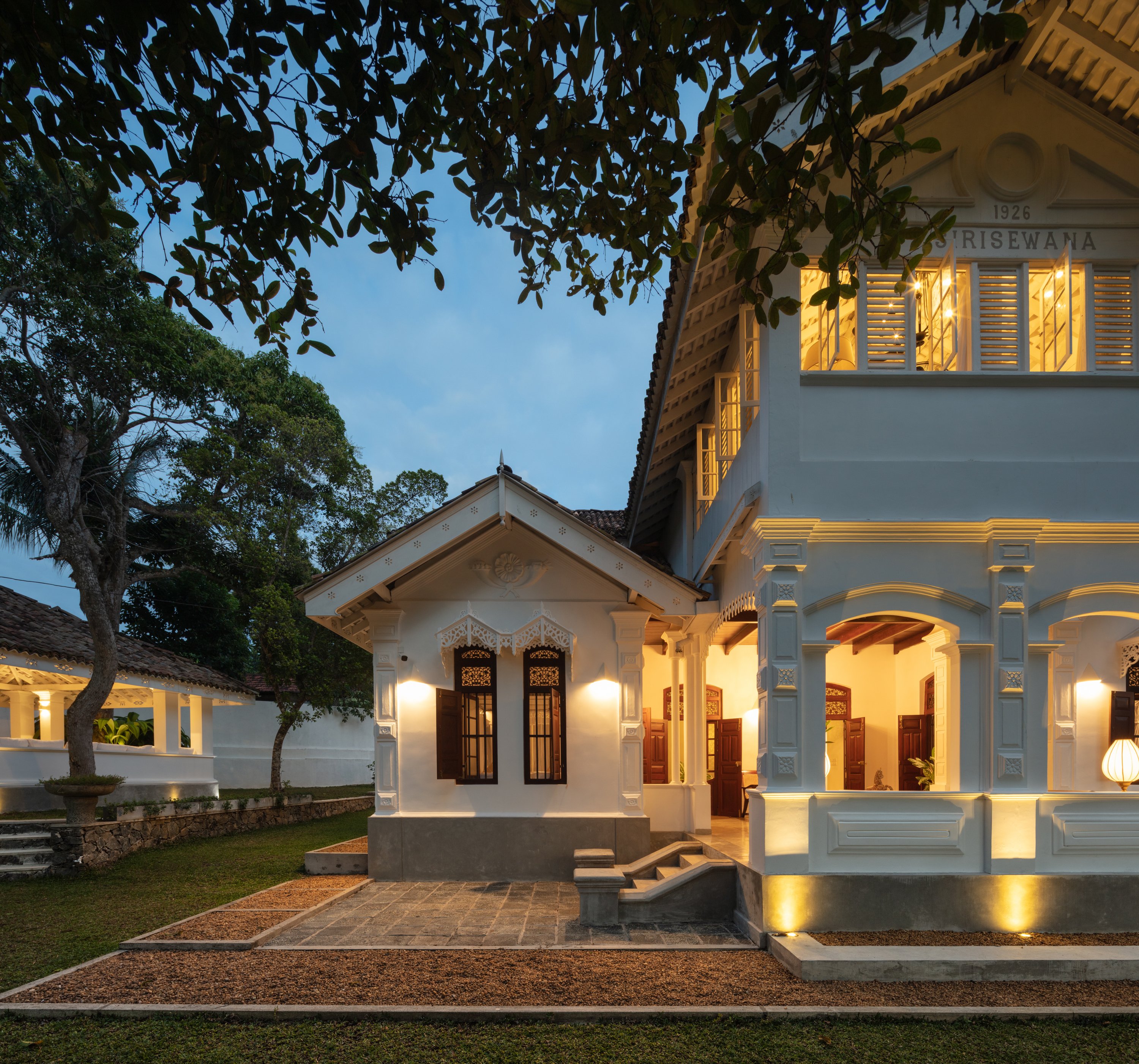 ARCHITECTURAL - RIVER HOUSE